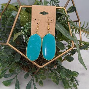 NWT Teal Turquoise Gold Toned Dangle Earrings